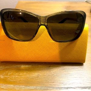 Tory Burch Stylish Sunglasses